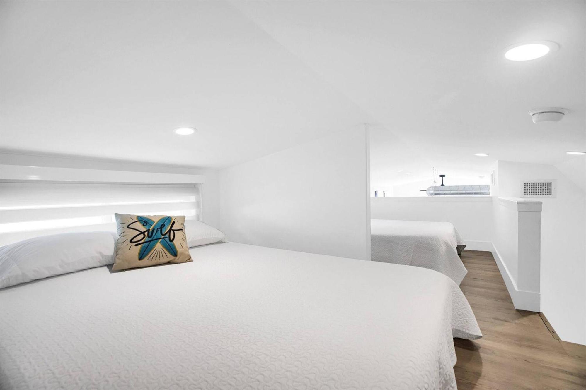 Tiny Home On Waterfront, Bay Views, Deck, Pool Jewfish Oda fotoğraf